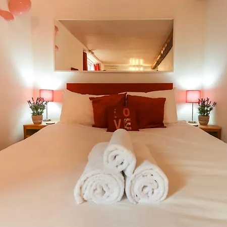 Christmas Steps Quirky 2 Bed - Hopewell * Бристоль