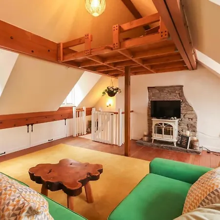 Christmas Steps Quirky 2 Bed - Hopewell Nyaraló